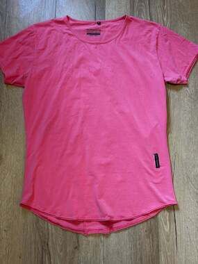 Alphalete T-Shirt Size XL Pink Cotton Blend